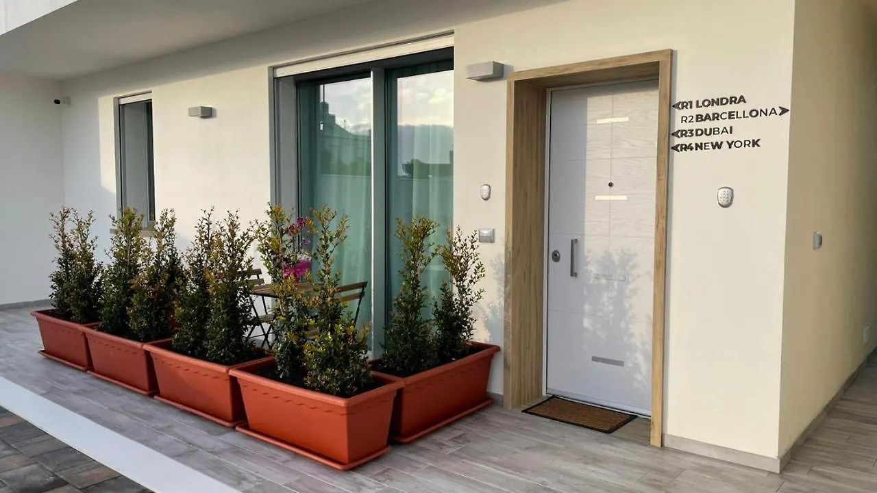 Bed & Breakfast Bari Airport Rooms Italy