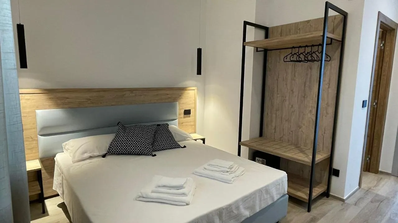 Bari Airport Rooms 0*,